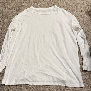 Old Navy White Long-Sleeve Crew Tee